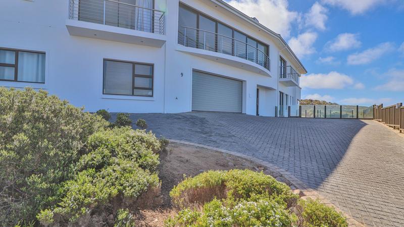 To Let 6 Bedroom Property for Rent in Pinnacle Point Golf Estate Western Cape